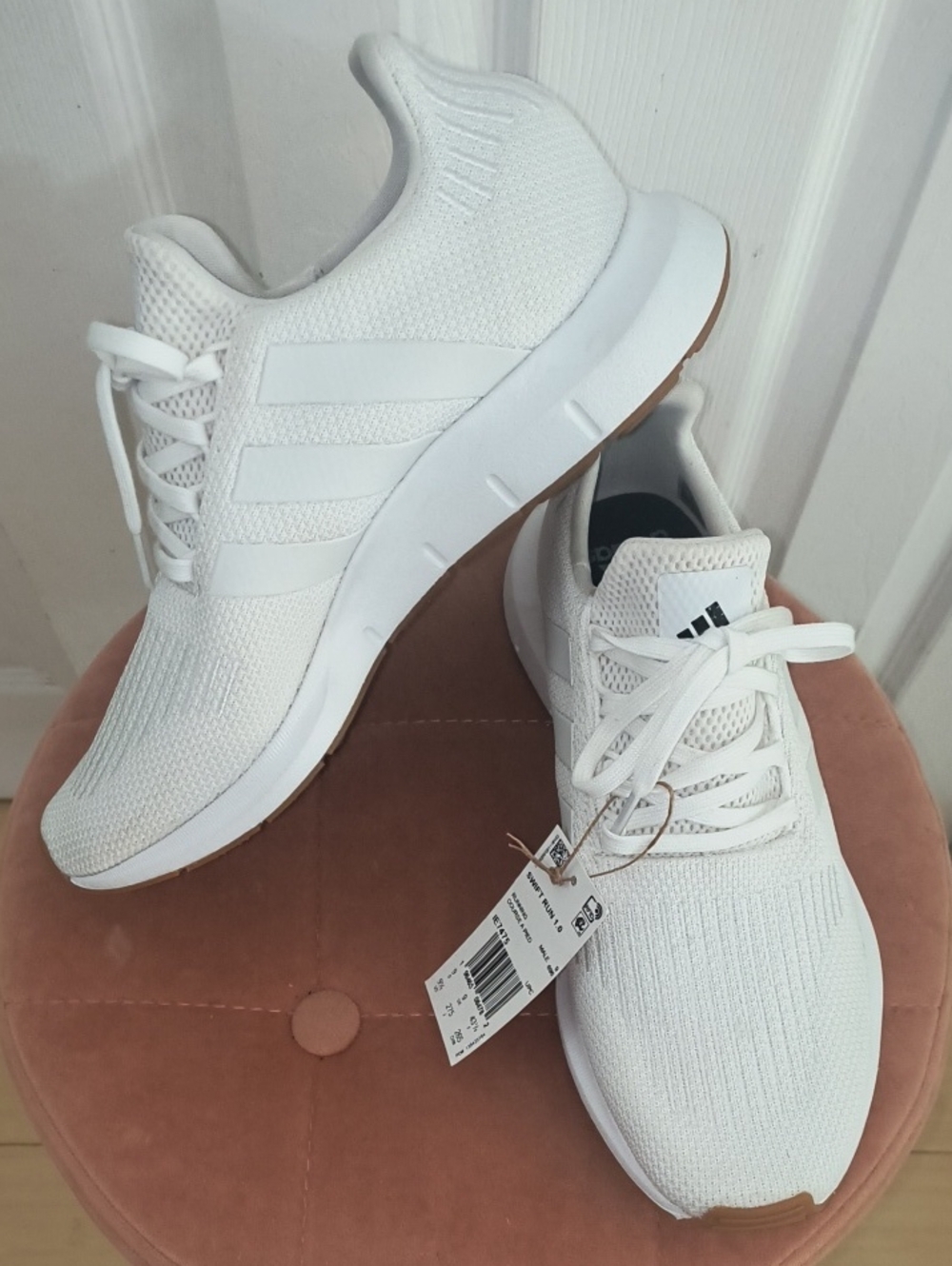 Adidas Swift Run 1.0 Sneakers White Mens Size 9.5 NWOB - Picture 3 of 9